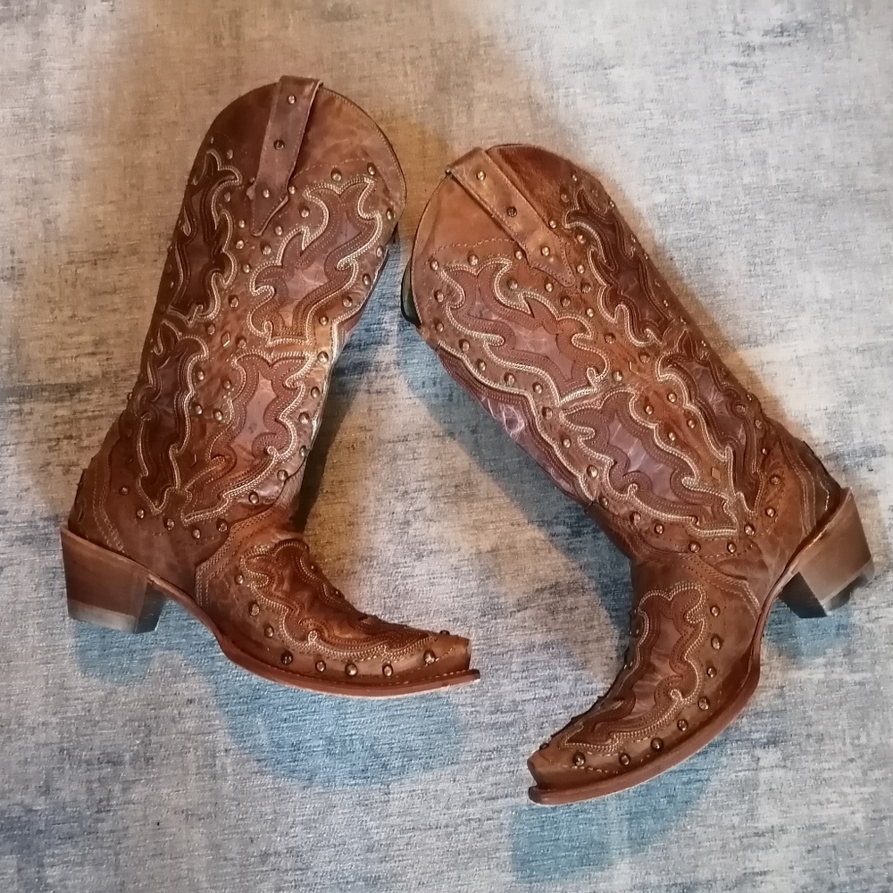 Corral Boots C3533 Brown Overlay, Studs, Embroidered Women’s Size 9. NWT